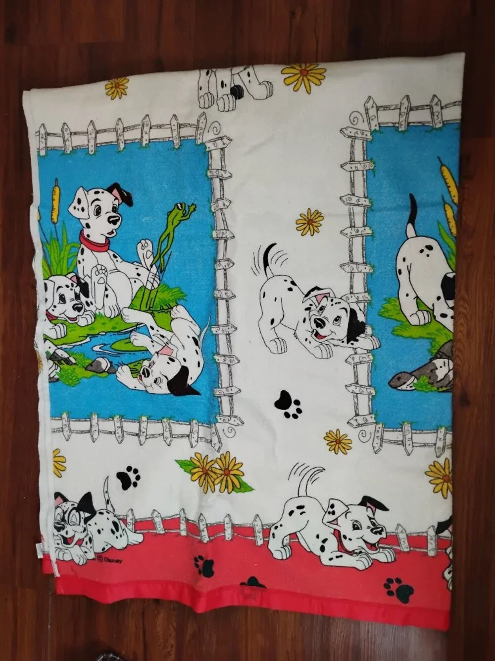Vintage 90s 101 Dalmatians Pond Scene Fleece Blanket Throw